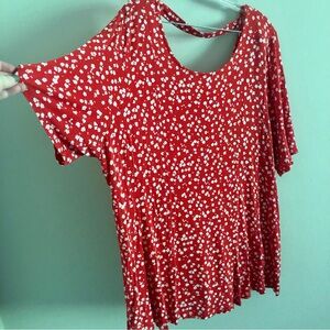 Lane Bryant Plus Size Red and White Floral Short Sleeve Top